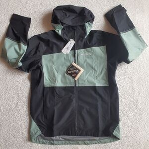 NWT Adidas Terrex XPLORIC GTX GORE-TEX Pro Jacket Men's Size XL- IP1402 - $550